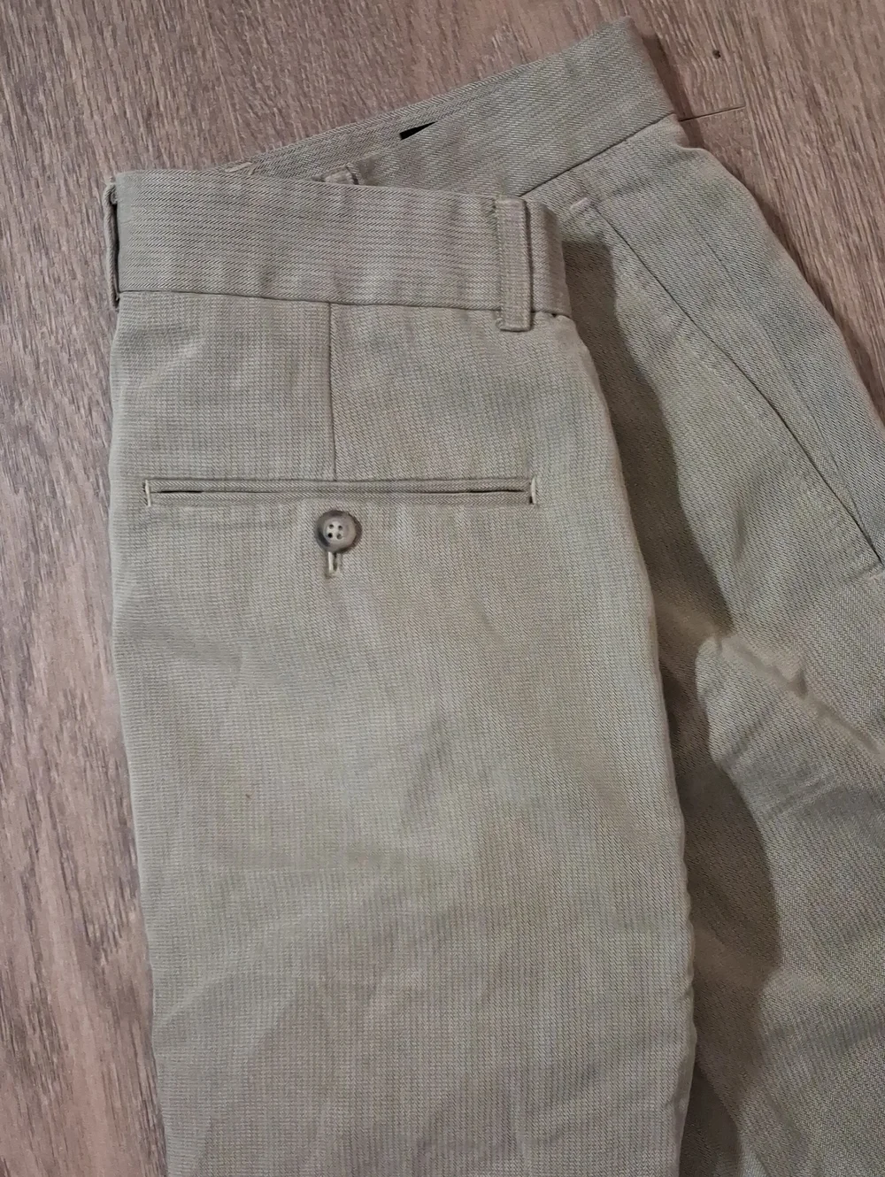 Claiborne Men's Pleated Chinos in Khaki
